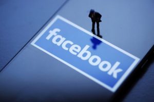 Facebook 的个人主页和公共主页有什么区别?